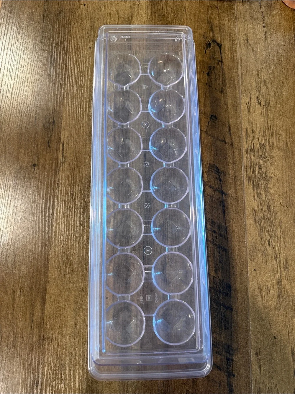 Clear Plastic Egg Tray Organizer - Transparent